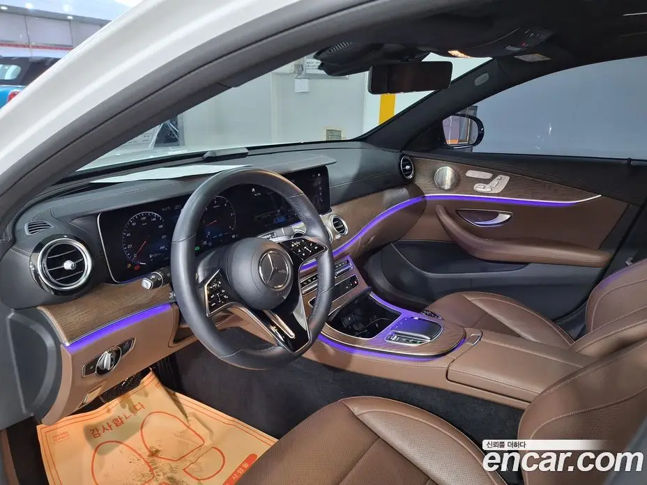 Mercedes-Benz E-Class 2023 1.9 автомат (гидро), фото 7