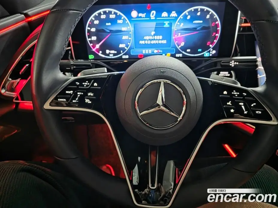 Mercedes-Benz E-Class 2024 2.0 автомат (гидро), фото 15