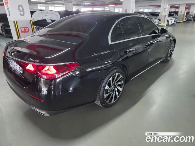 Mercedes-Benz E-Class 2024 2.0 автомат (гидро), миниатюра 5