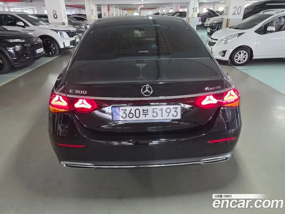 Mercedes-Benz E-Class 2024 2.0 автомат (гидро), фото 6
