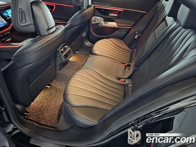 Mercedes-Benz E-Class 2024 2.0 автомат (гидро), миниатюра 8
