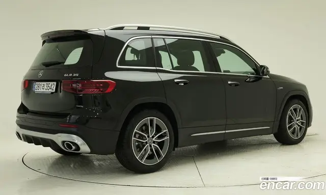Mercedes-Benz GLB-Class 2025 2.0 автомат (гидро), миниатюра 2
