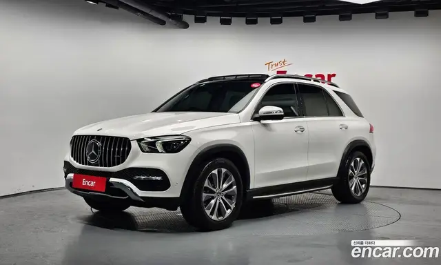 Mercedes-Benz GLE-Class, 2023, 34 039 км