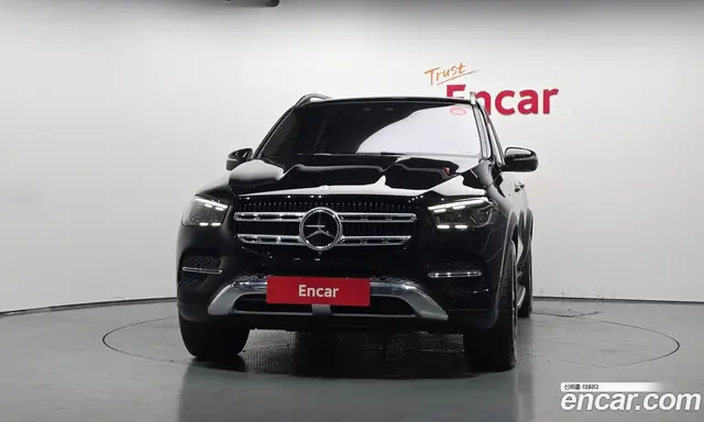 Mercedes-Benz GLE-Class 2024 2.0 автомат (гидро), миниатюра 3