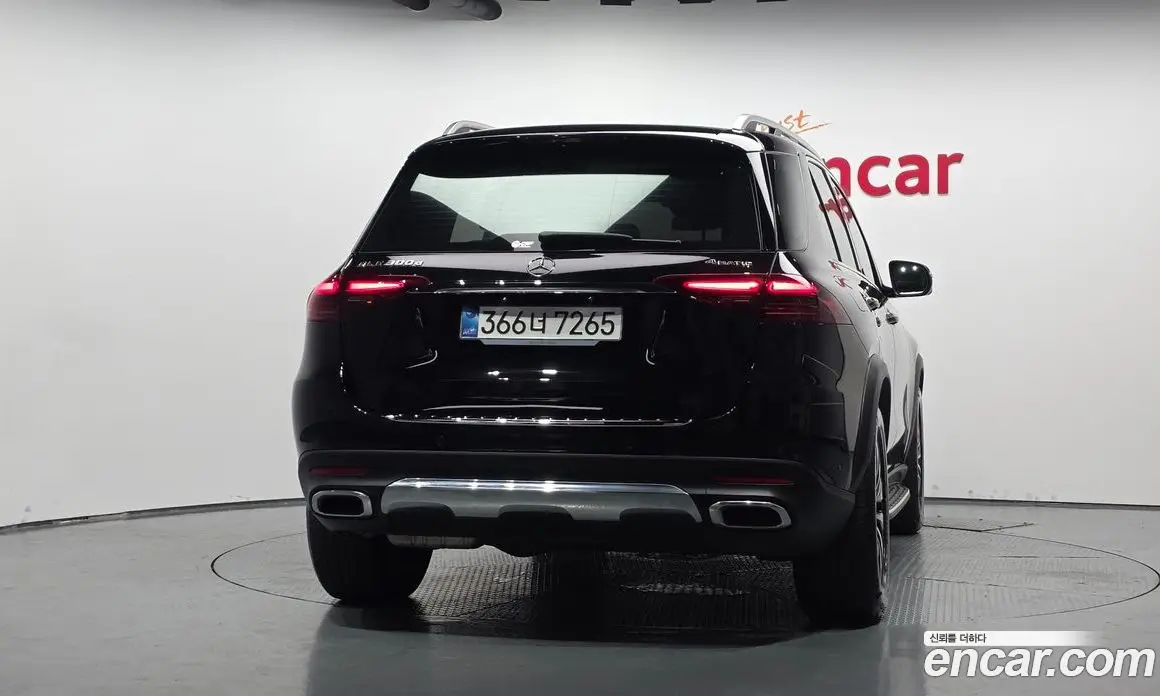 Mercedes-Benz GLE-Class 2024 2.0 автомат (гидро), фото 4