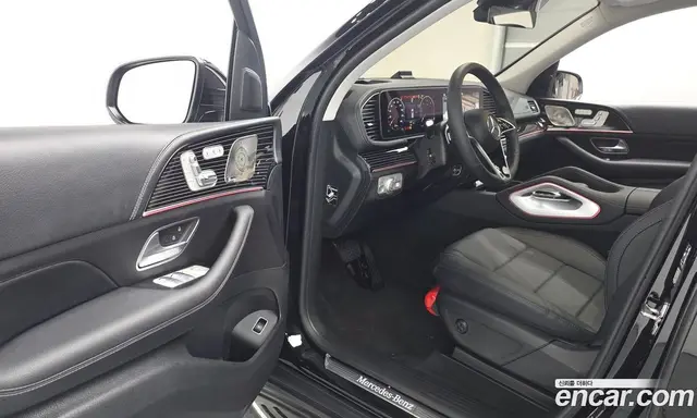 Mercedes-Benz GLE-Class 2024 2.0 автомат (гидро), миниатюра 10