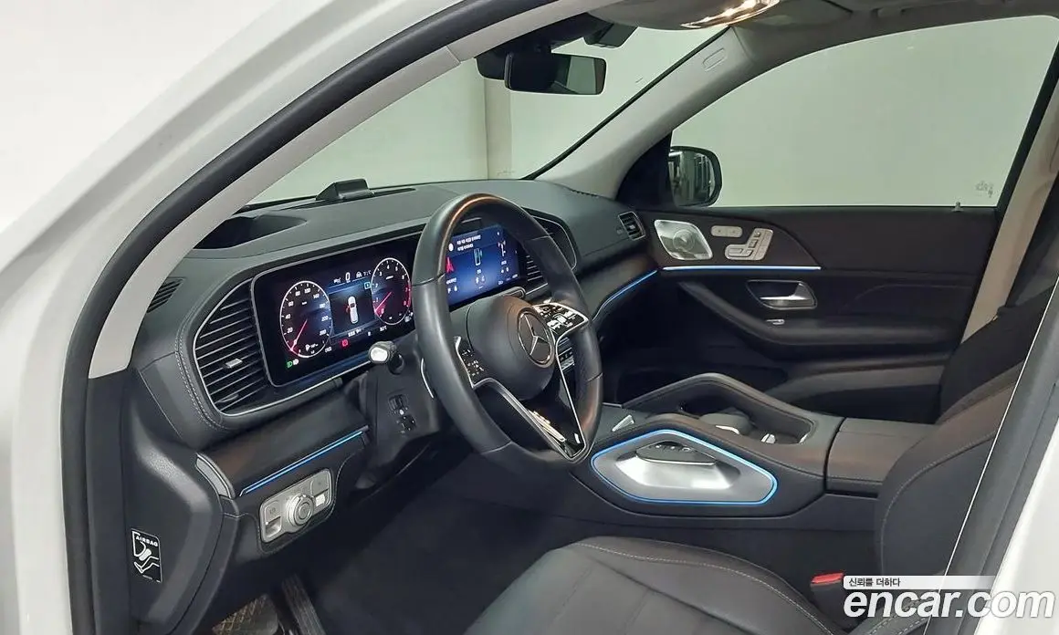Mercedes-Benz GLE-Class 2025 3.0 автомат (гидро), фото 13