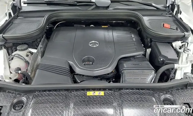Mercedes-Benz GLE-Class 2025 3.0 автомат (гидро), миниатюра 6