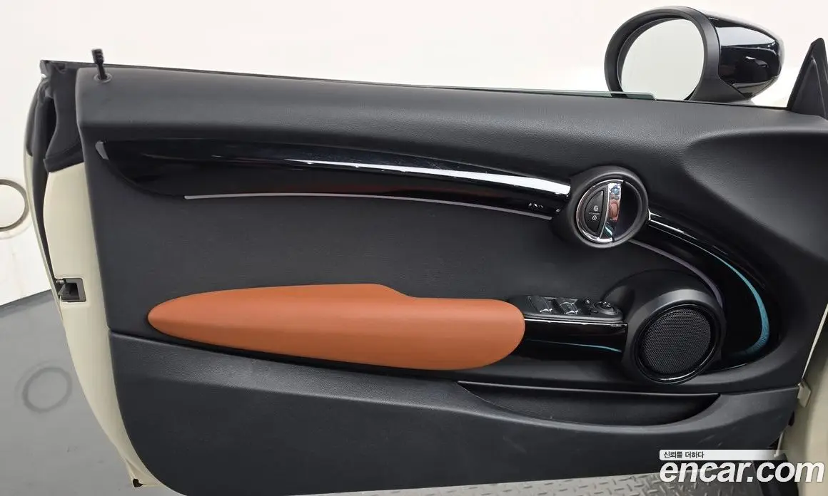Mini Cooper Convertible 2021 2.0 автомат (гидро), фото 14 Mini Cooper Convertible 2021 2.0 автомат (гидро), фото 14