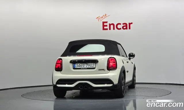Mini Cooper Convertible 2021 2.0 автомат (гидро), миниатюра 4 Mini Cooper Convertible 2021 2.0 автомат (гидро), миниатюра 4