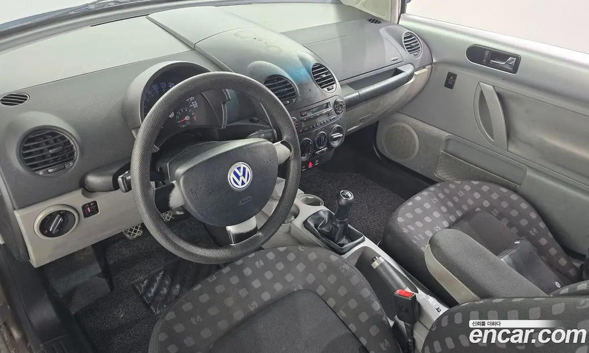 Volkswagen Beatle 1999 2.0 механика, фото 7
