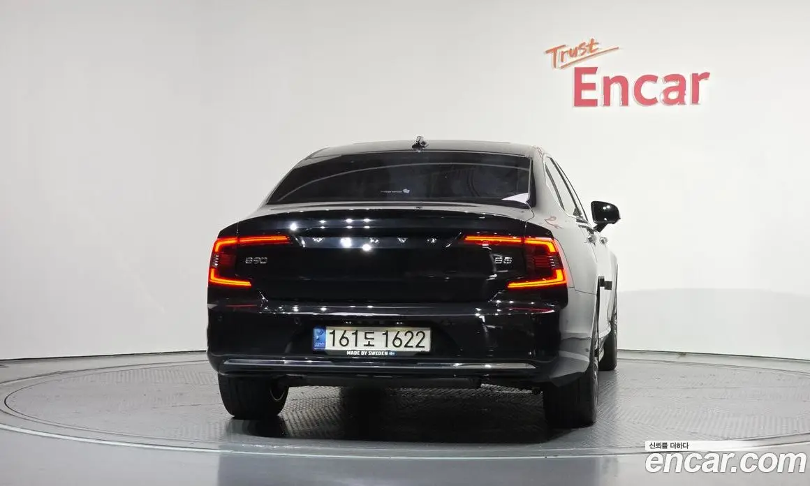 Volvo S90 2022 2.0 автомат (гидро), фото 4 Volvo S90 2022 2.0 автомат (гидро), фото 4