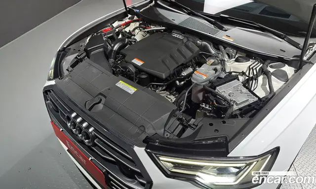 Audi A6 2019 2.0 автомат (гидро), миниатюра 6