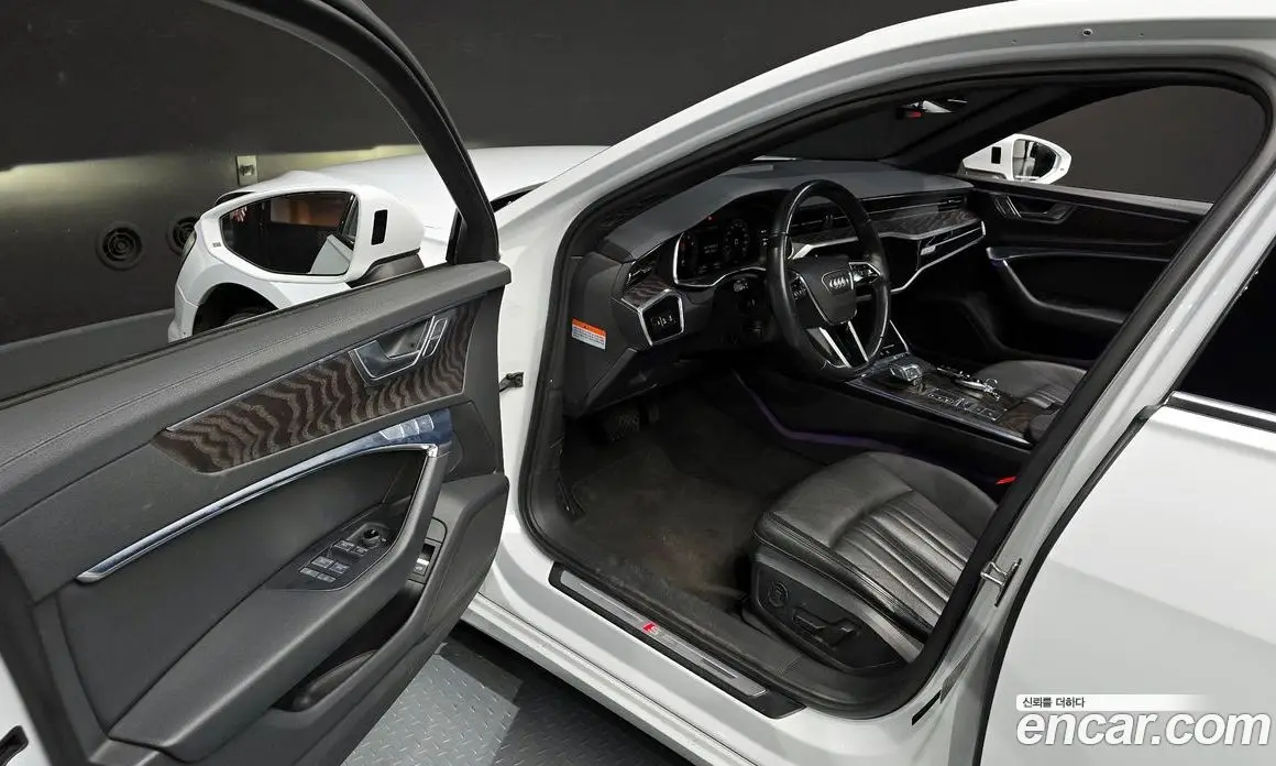 Audi A6 2019 2.0 автомат (гидро), фото 10