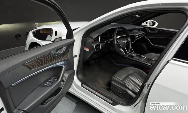 Audi A6 2019 2.0 автомат (гидро), миниатюра 10