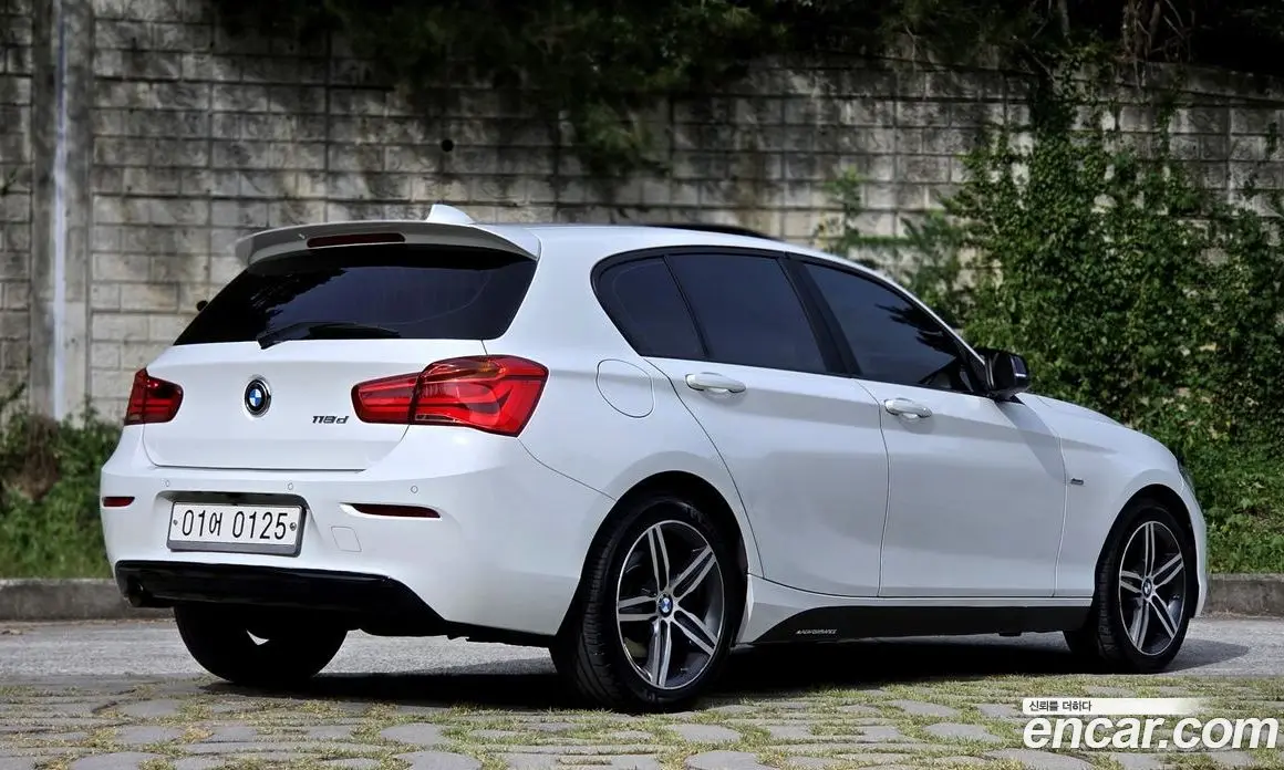 BMW 1 серия 2016 2.0 автомат (гидро), фото 7