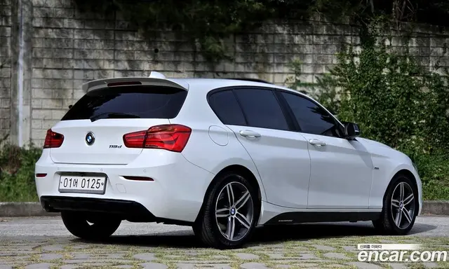 BMW 1 серия 2016 2.0 автомат (гидро), миниатюра 7