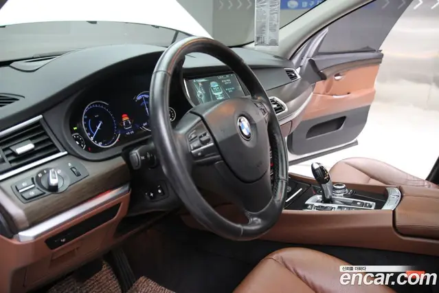 BMW 5 серия 2013 3.0 автомат (гидро), миниатюра 12