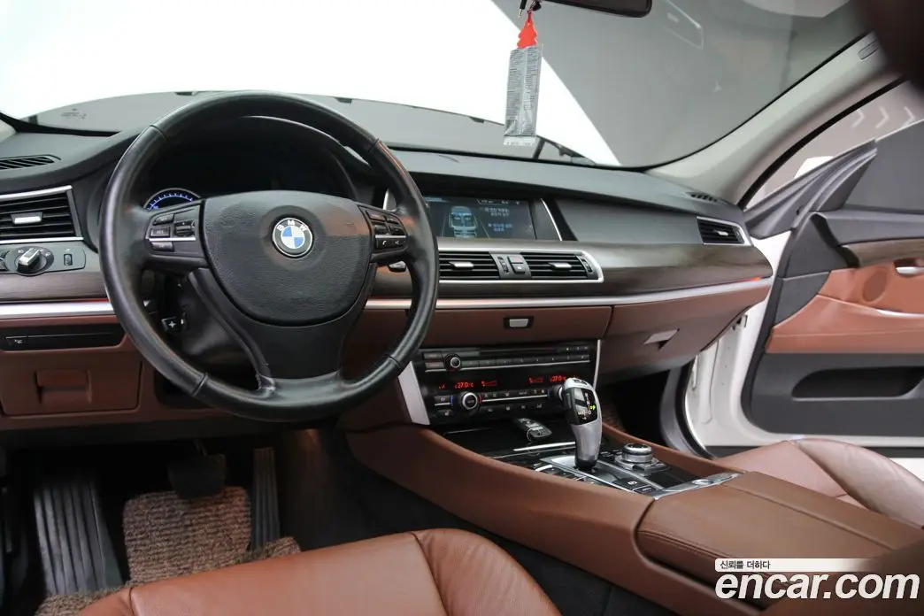 BMW 5 серия 2013 3.0 автомат (гидро), фото 14 BMW 5 серия 2013 3.0 автомат (гидро), фото 14
