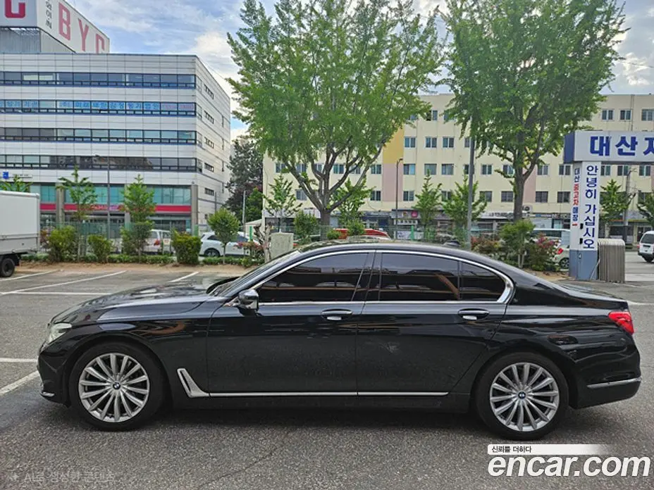 BMW 7 серия 2016 3.0 автомат (гидро), фото 2 BMW 7 серия 2016 3.0 автомат (гидро), фото 2
