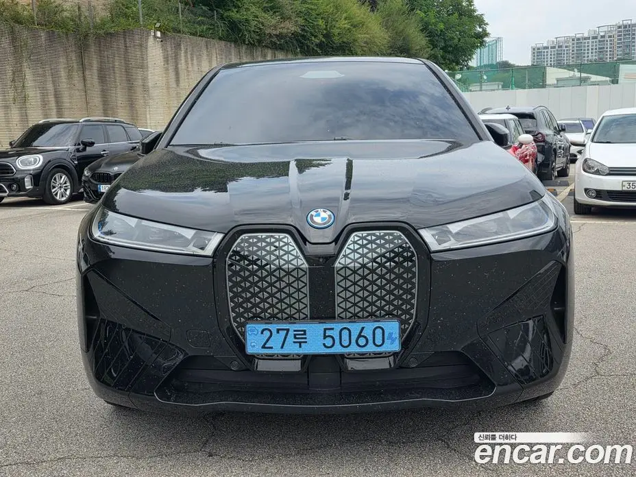 BMW iX 2025 1.0 автомат (гидро), фото 3