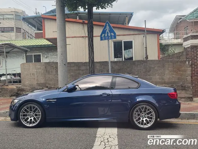 BMW M3 2012 4.0 автомат (гидро), миниатюра 2
