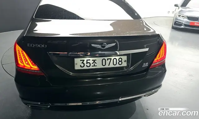 Genesis EQ900 2016 3.8 автомат (гидро), миниатюра 9