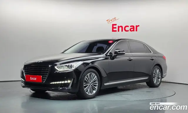 Genesis EQ900, 2017, 210 424 км