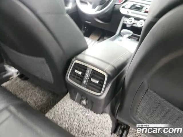 Genesis G70 2020 2.0 автомат (гидро), миниатюра 11 Genesis G70 2020 2.0 автомат (гидро), миниатюра 11