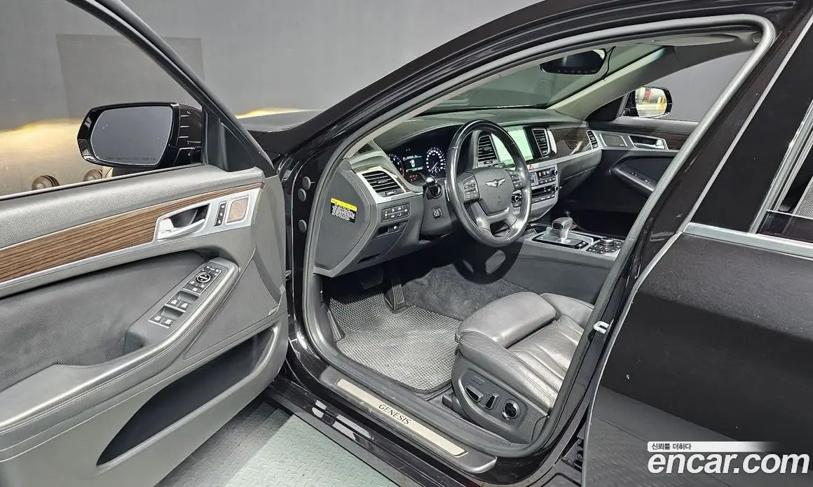 Genesis G80 2017 3.3 автомат (гидро), фото 16 Genesis G80 2017 3.3 автомат (гидро), фото 16