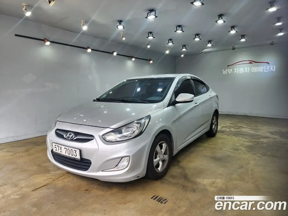 Hyundai Accent 2012 1.6 автомат (гидро), фото 2 Hyundai Accent 2012 1.6 автомат (гидро), фото 2