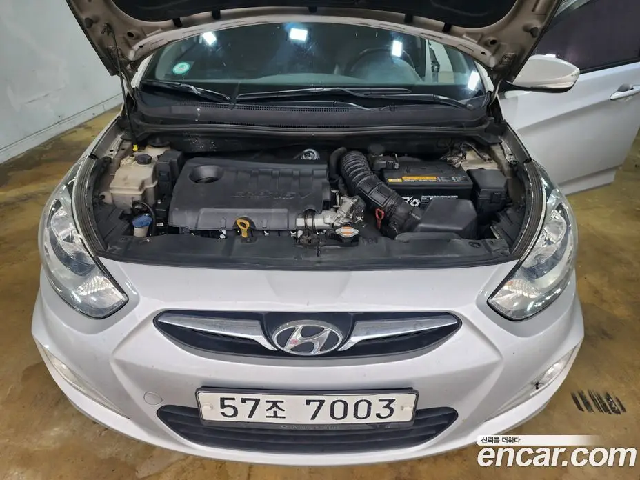 Hyundai Accent 2012 1.6 автомат (гидро), фото 13 Hyundai Accent 2012 1.6 автомат (гидро), фото 13