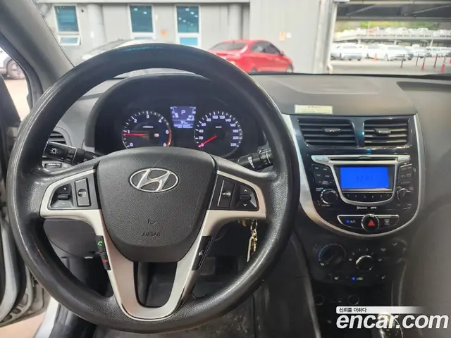 Hyundai Accent 2012 1.6 автомат (гидро), миниатюра 8 Hyundai Accent 2012 1.6 автомат (гидро), миниатюра 8