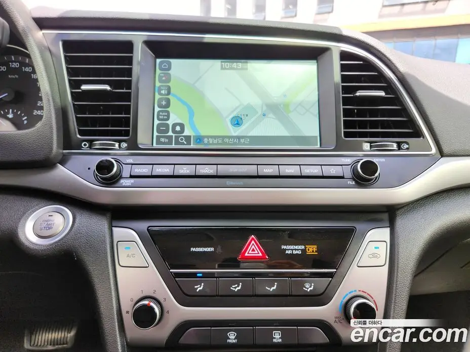 Hyundai Avante 2018 1.6 автомат (гидро), фото 7