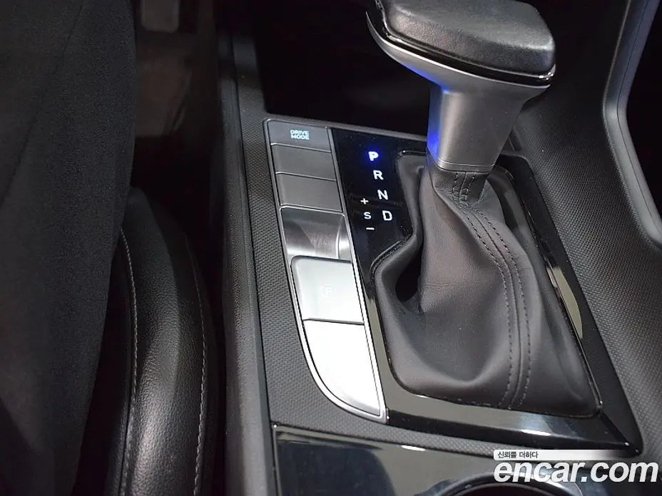 Hyundai Avante 2023 1.6 автомат (гидро), фото 12 Hyundai Avante 2023 1.6 автомат (гидро), фото 12