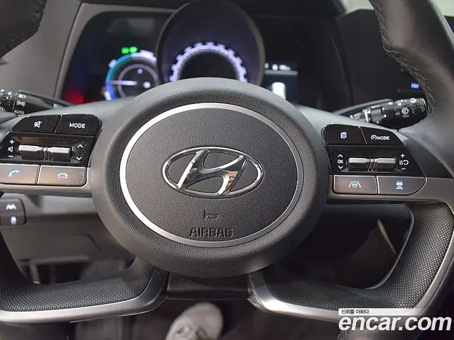 Hyundai Avante 2023 1.6 автомат (гидро), миниатюра 6 Hyundai Avante 2023 1.6 автомат (гидро), миниатюра 6