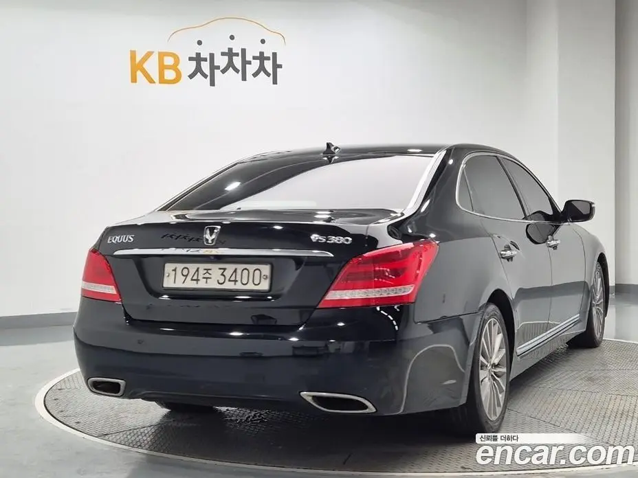 Hyundai Equus 2015 3.8 автомат (гидро), фото 3 Hyundai Equus 2015 3.8 автомат (гидро), фото 3