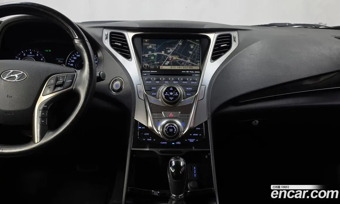 Hyundai Grandeur 2011 3.0 автомат (гидро), фото 14