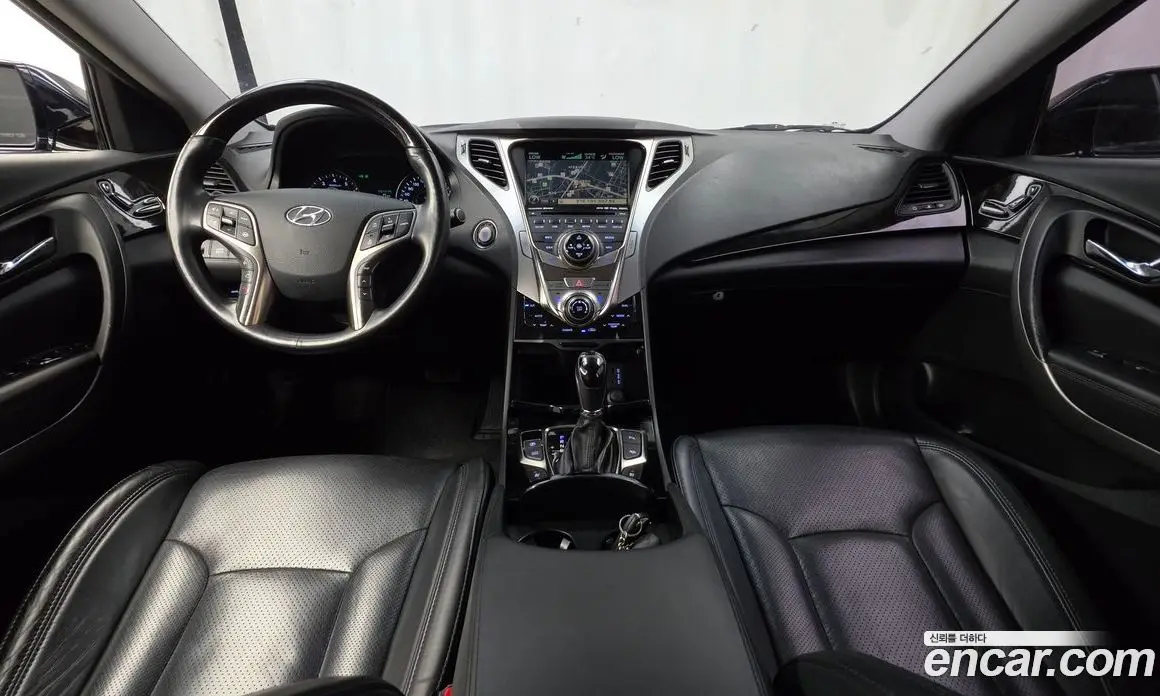 Hyundai Grandeur 2011 3.0 автомат (гидро), фото 7