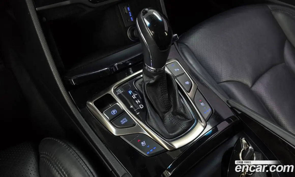 Hyundai Grandeur 2011 3.0 автомат (гидро), фото 9