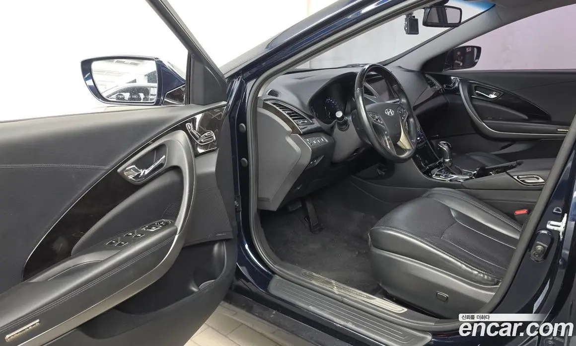 Hyundai Grandeur 2011 3.0 автомат (гидро), фото 10