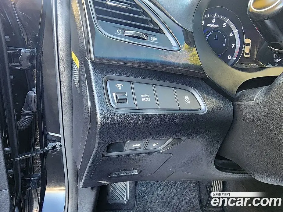 Hyundai Grandeur 2012 3.0 автомат (гидро), фото 12 Hyundai Grandeur 2012 3.0 автомат (гидро), фото 12