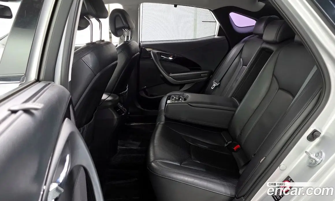 Hyundai Grandeur 2013 3.0 автомат (гидро), фото 18