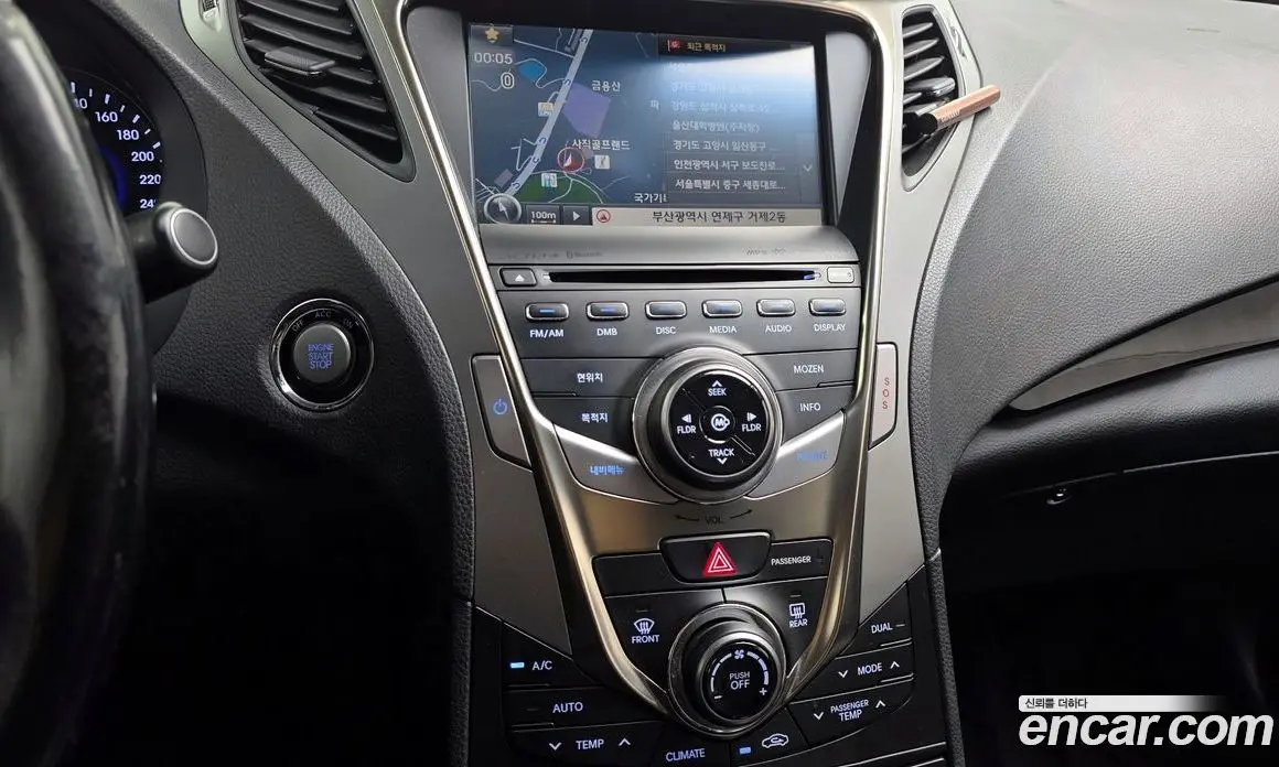 Hyundai Grandeur 2013 3.0 автомат (гидро), фото 20