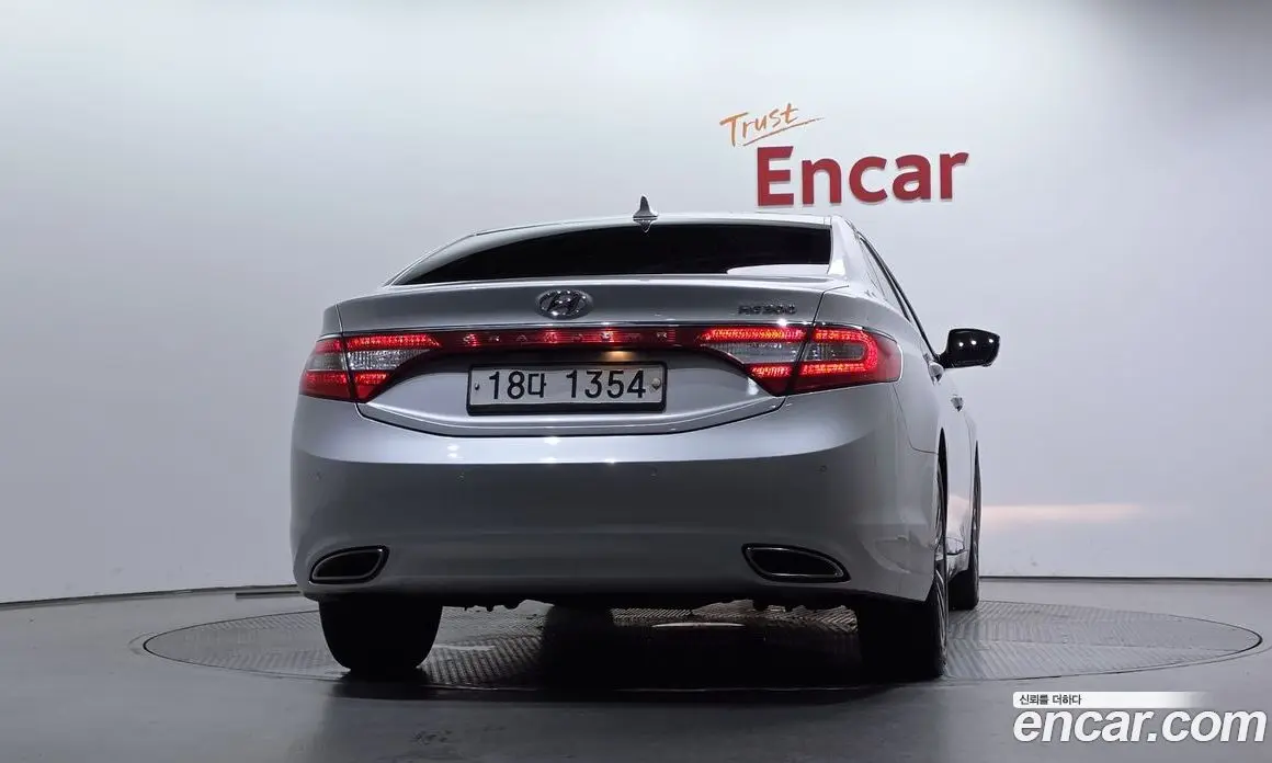Hyundai Grandeur 2013 3.0 автомат (гидро), фото 4