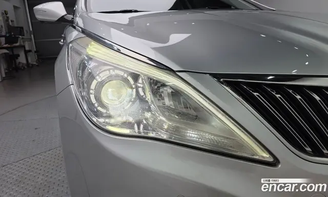 Hyundai Grandeur 2013 3.0 автомат (гидро), миниатюра 8
