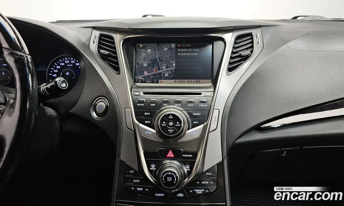 Hyundai Grandeur 2013 3.0 автомат (гидро), фото 16