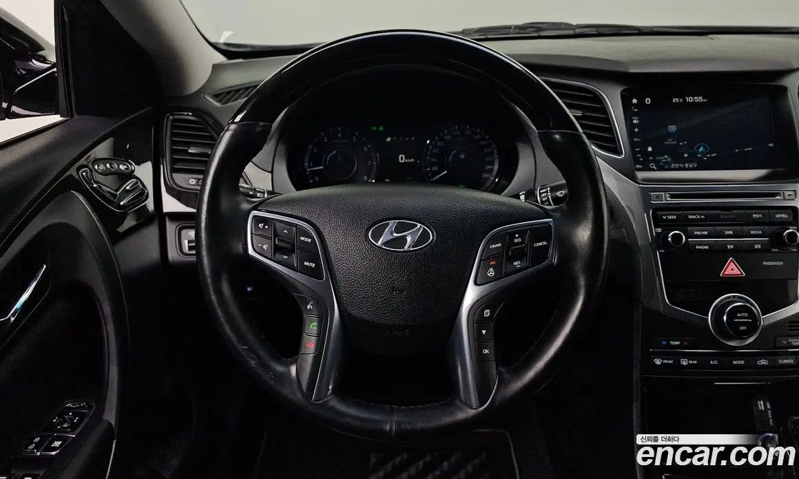 Hyundai Grandeur 2014 3.0 автомат (гидро), фото 15