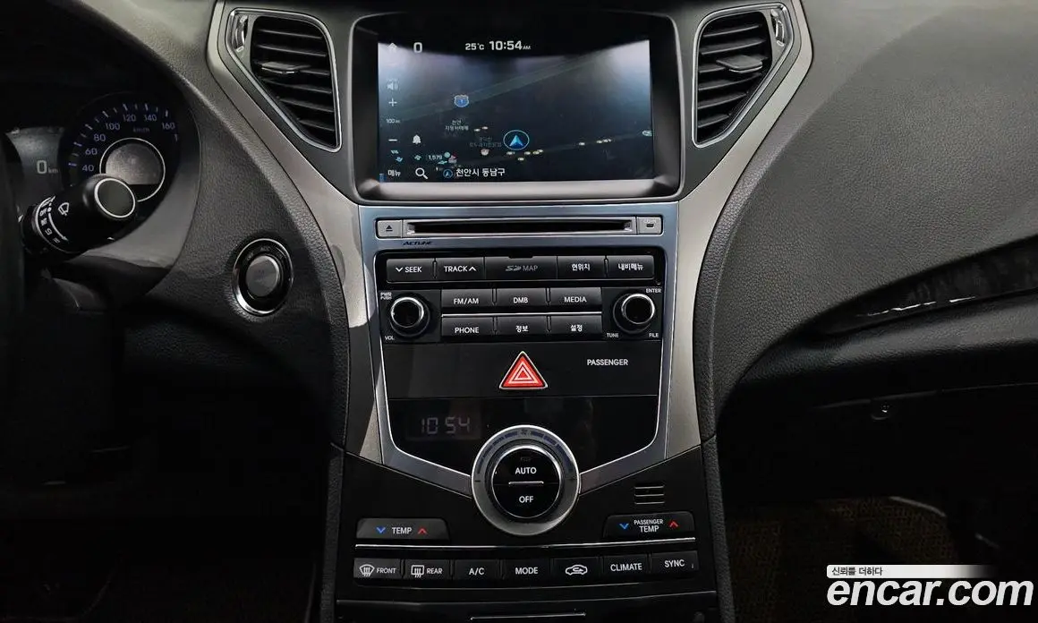 Hyundai Grandeur 2014 3.0 автомат (гидро), фото 17