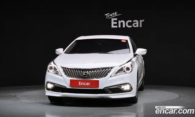 Hyundai Grandeur 2015 2.2 автомат (гидро), миниатюра 3